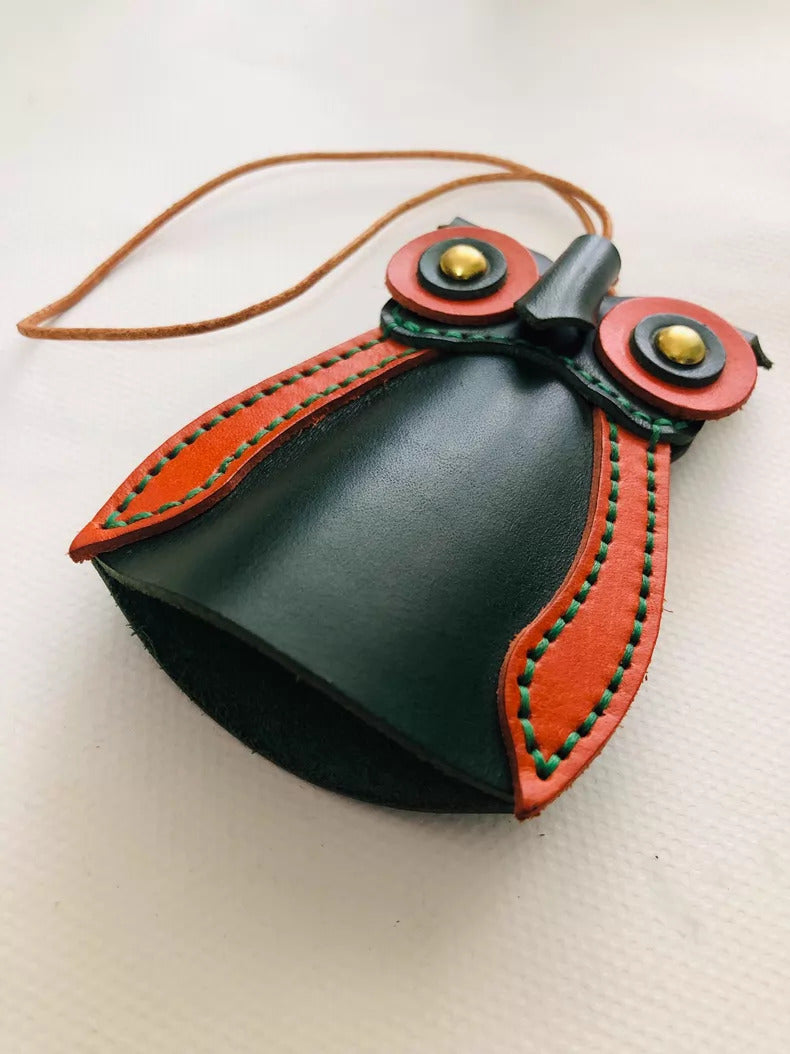 Owl Pouch Pendant for Adults – Green Leather Handmade Key Holder – 9.5 cm