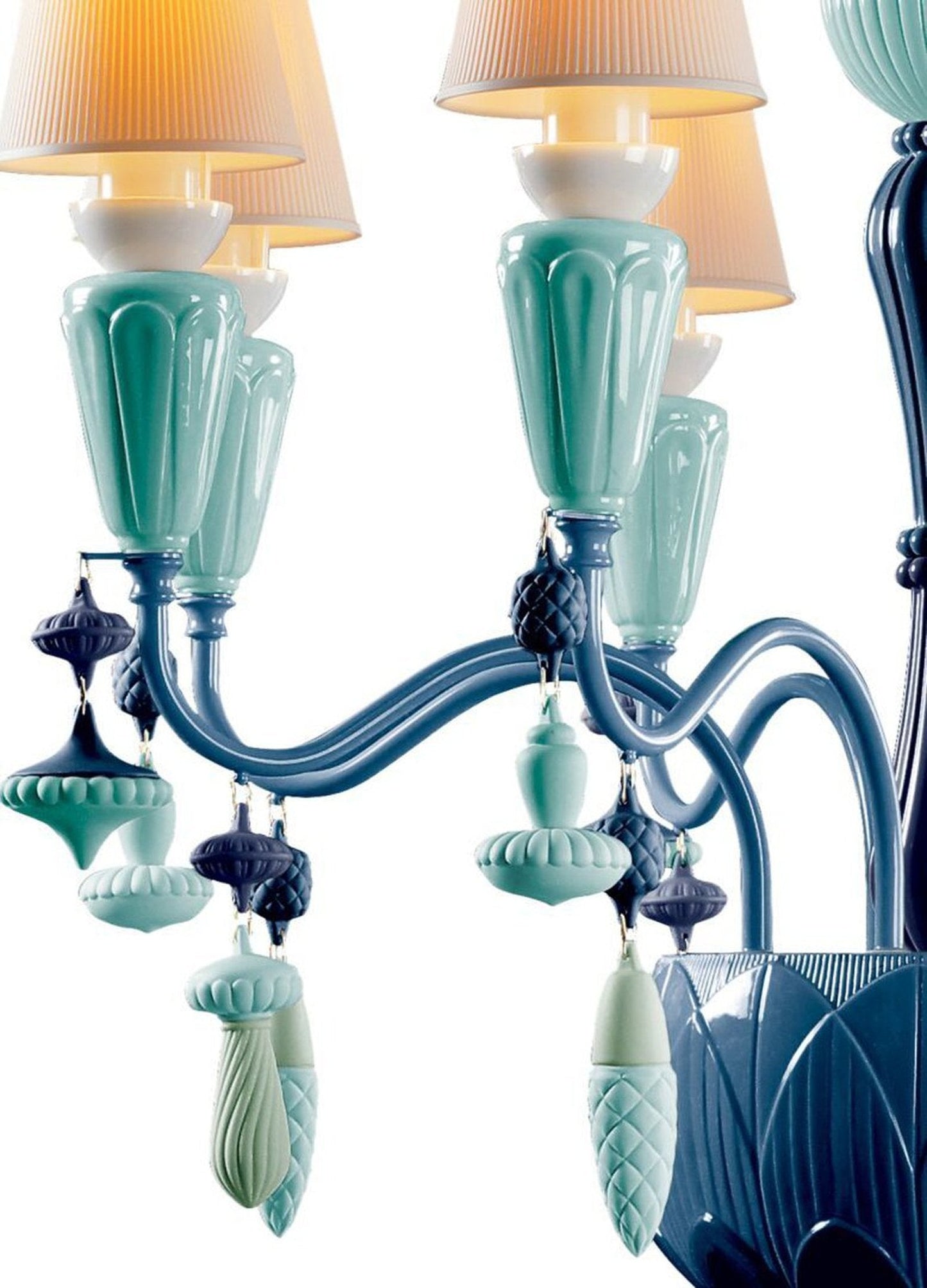 Lladro Ivy and Seed 8 Lights Chandelier Flat Model (US)