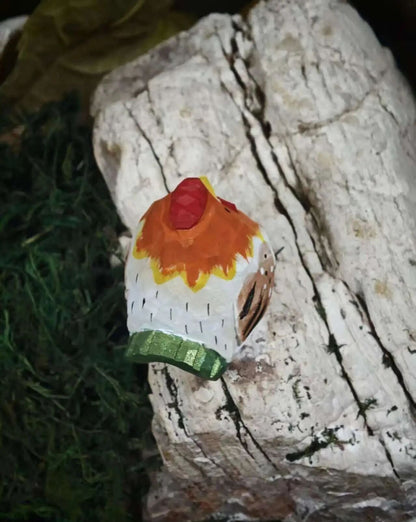 Coonli Hand Carved Wooden Chicken Figurine – Animal Statue (4cm)