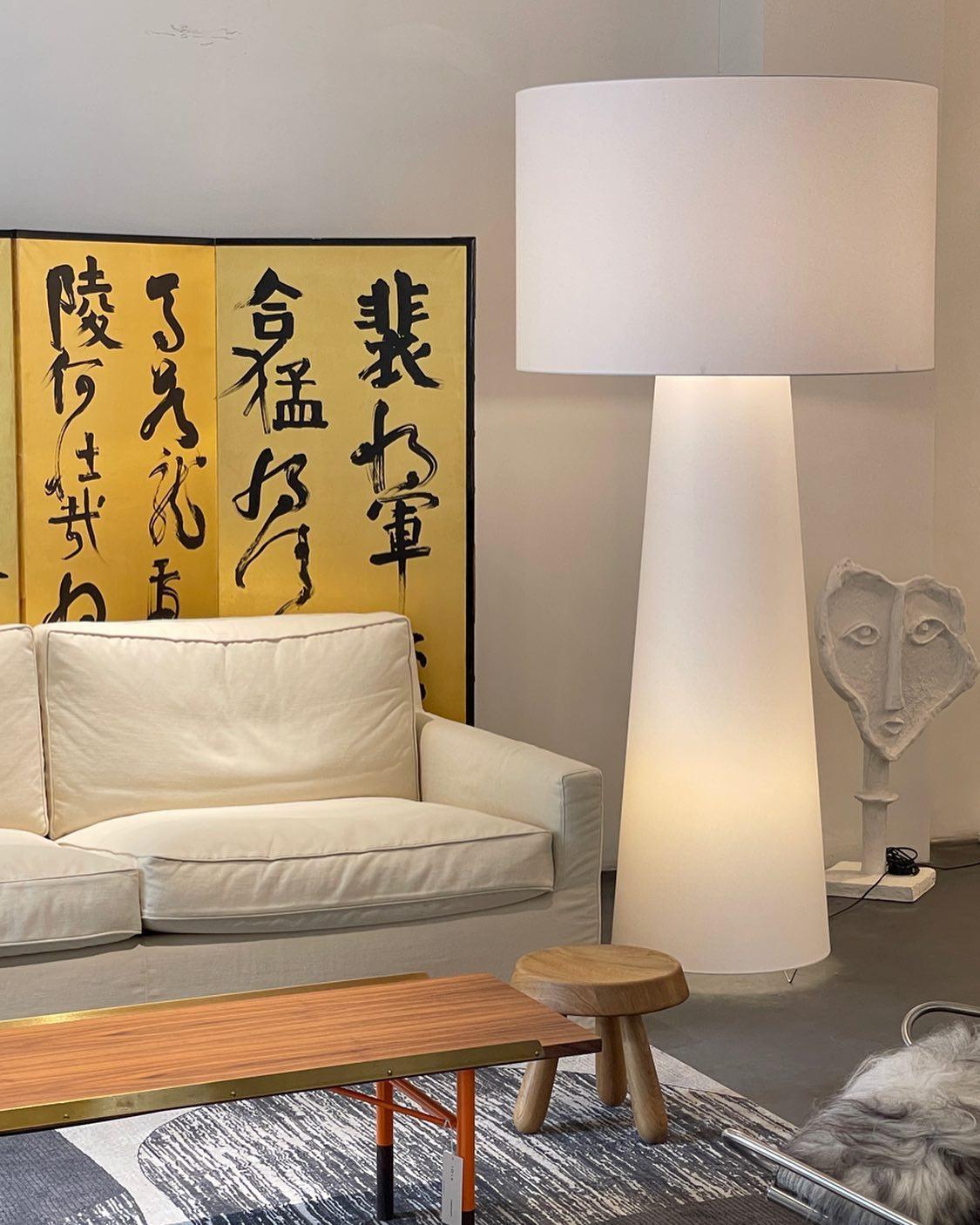 Modern Tapered Fabric Metal Floor Lamp