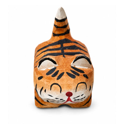 Coonli Hand Carved Wooden Tiger Figurine – Animal Statue (4cm)